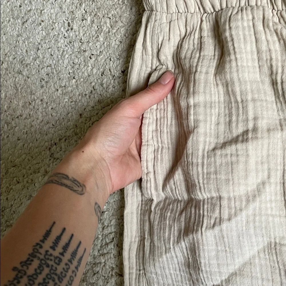 GAP Light Beige Chinos Beach Pants - Picture 8 of 9